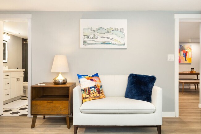 Photo - 4042 1st Ave NE Unit ID1341973P