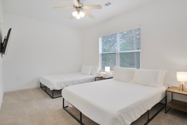 Photo - 8325 Coventry Ct Unit ID1344204P