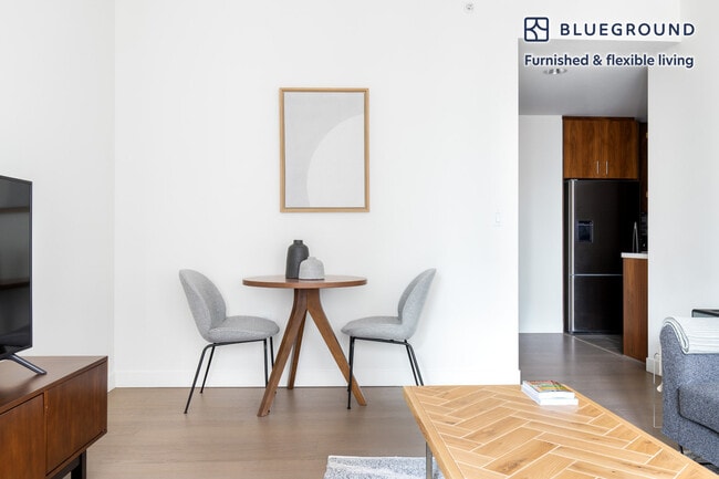 Photo - 225 S Grand Ave Unit FL15-ID370