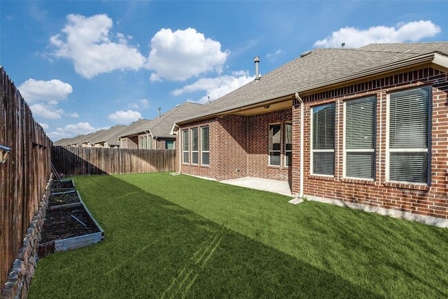 Photo - 4412 Evenstar Wy