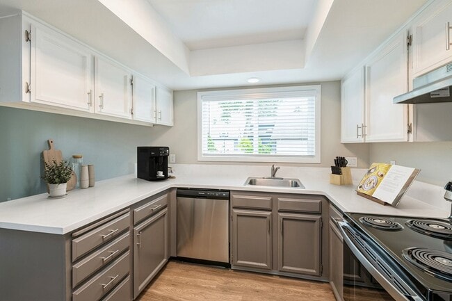 Photo - ReNew Rock Creek Townhomes