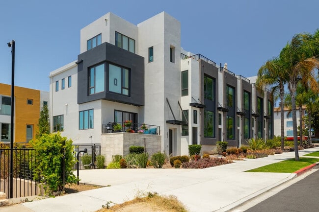 Photo - 551 Hawthorn St Unit ID1304287P