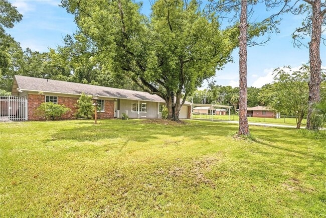 Photo - 8808 W Broad St