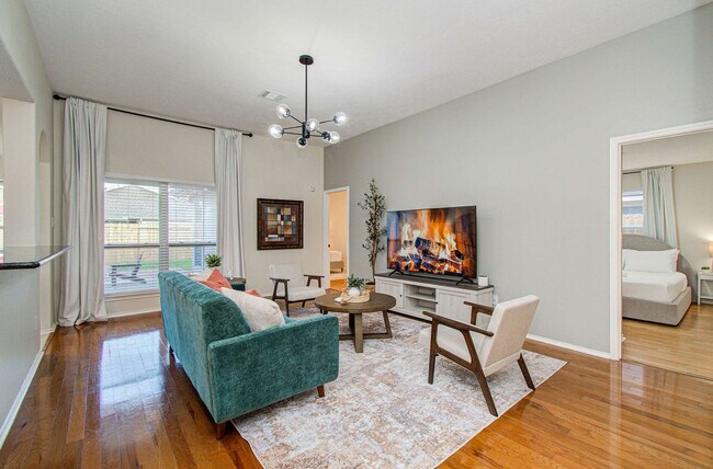 Photo - 7211 Crescent Mills Dr Unit SI ID1521536P