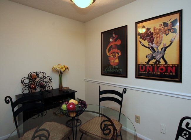 Interior Photo - Terrace Oaks & Olde Battleground