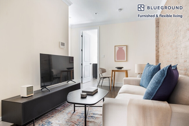 Photo - 11 E 7th St Unit FL3-ID1034