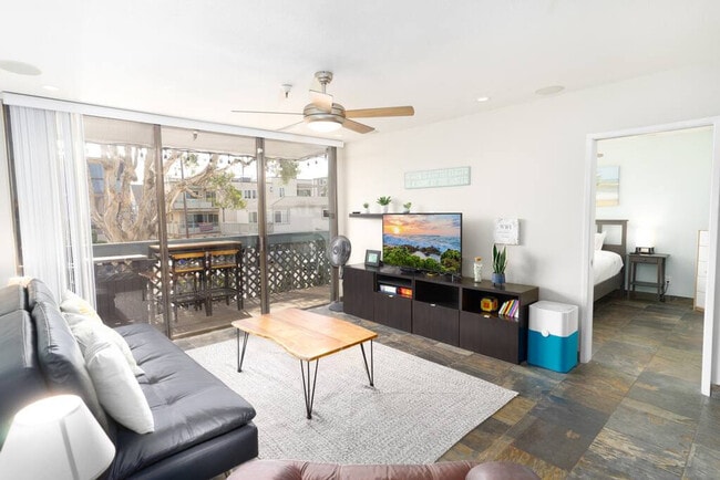 Photo - 2990 Mission Blvd Unit ID1024440P