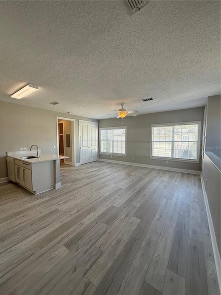 Photo - 1222 Roycroft Ave