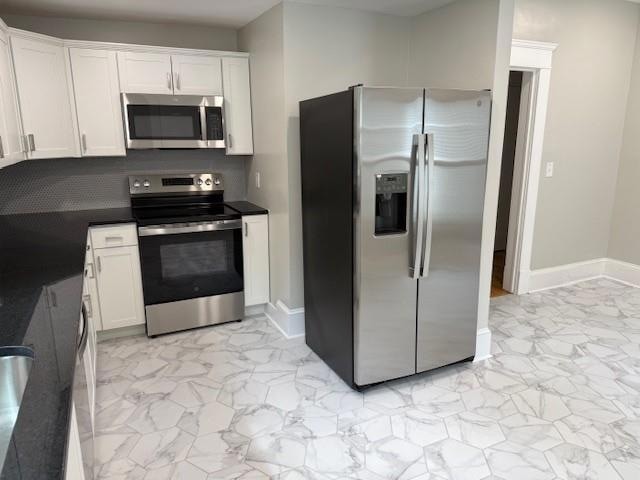 Photo - 247 Wellington St SW