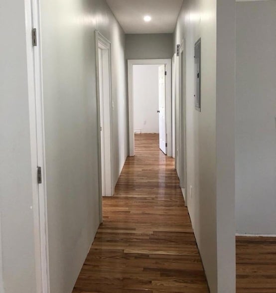 Photo - 511 Laurelton Blvd