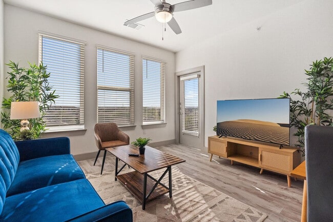 Building Photo - 12100 1/2 Ferrystone Glen Dr Unit ID1343249P