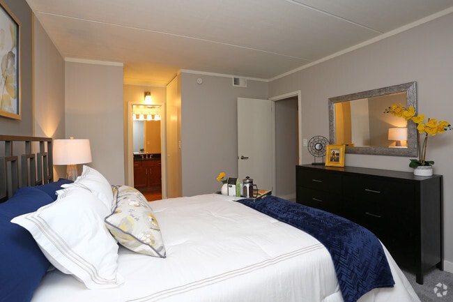 2BR, 2BA - Spruce - Master Bedroom - Woodbury Place Apartments