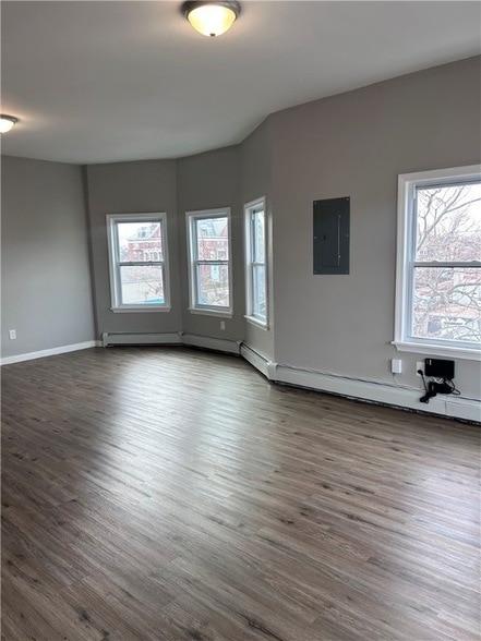 Photo - 306 Potters Ave