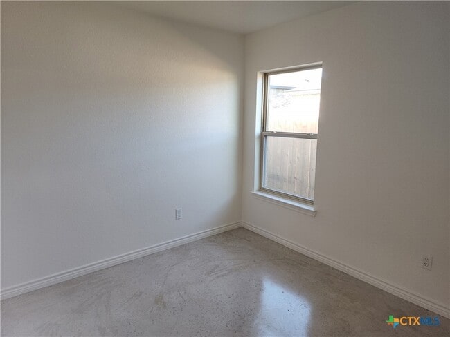 Photo - 1312 Concord Dr Unit B