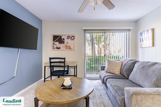 Photo - 1000 Palm Pl Dr NE Unit 1713.1411678