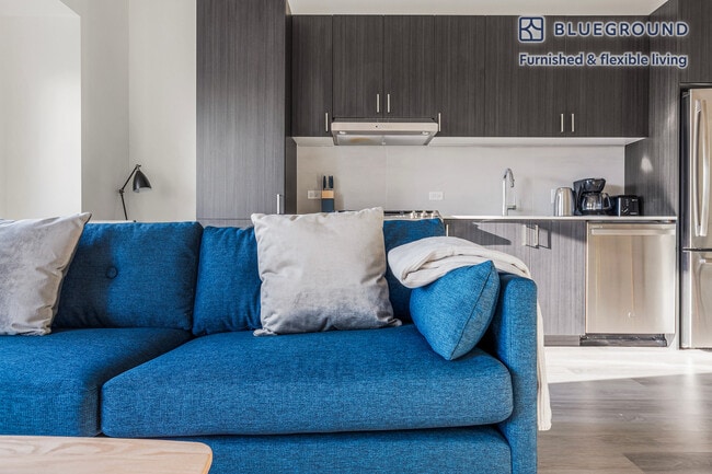 Photo - 343 W Schiller St Unit FL7-ID1311