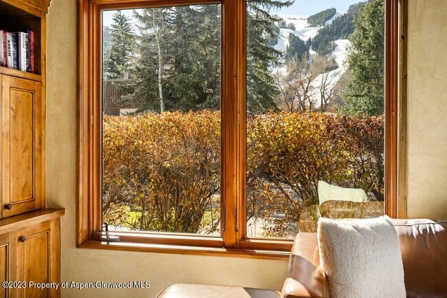 Photo - 114 E Bleeker St Unit 102