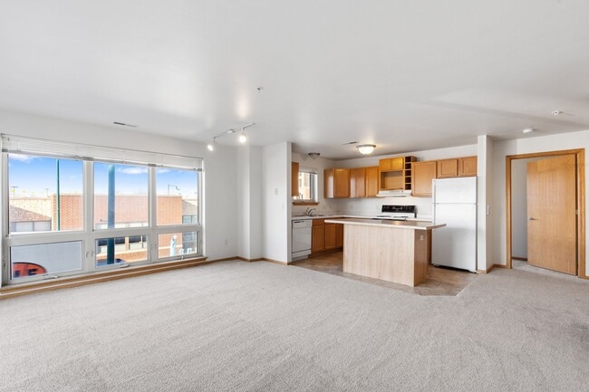 Photo - Six Points Apartments