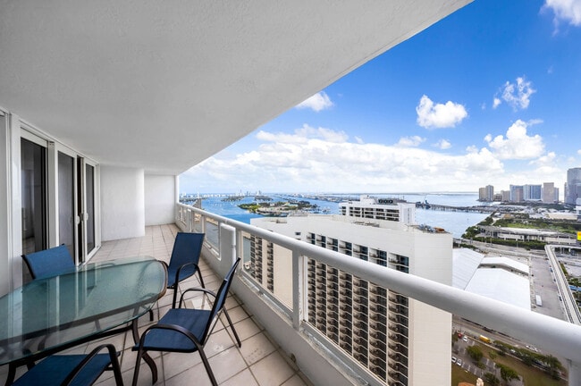 Photo - 1717 N Bayshore Dr Unit SI ID1054117P
