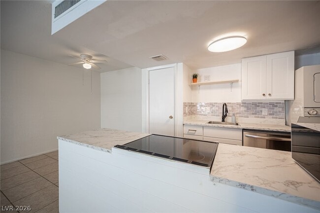 Building Photo - 1428 Lorilyn Ave Unit 3