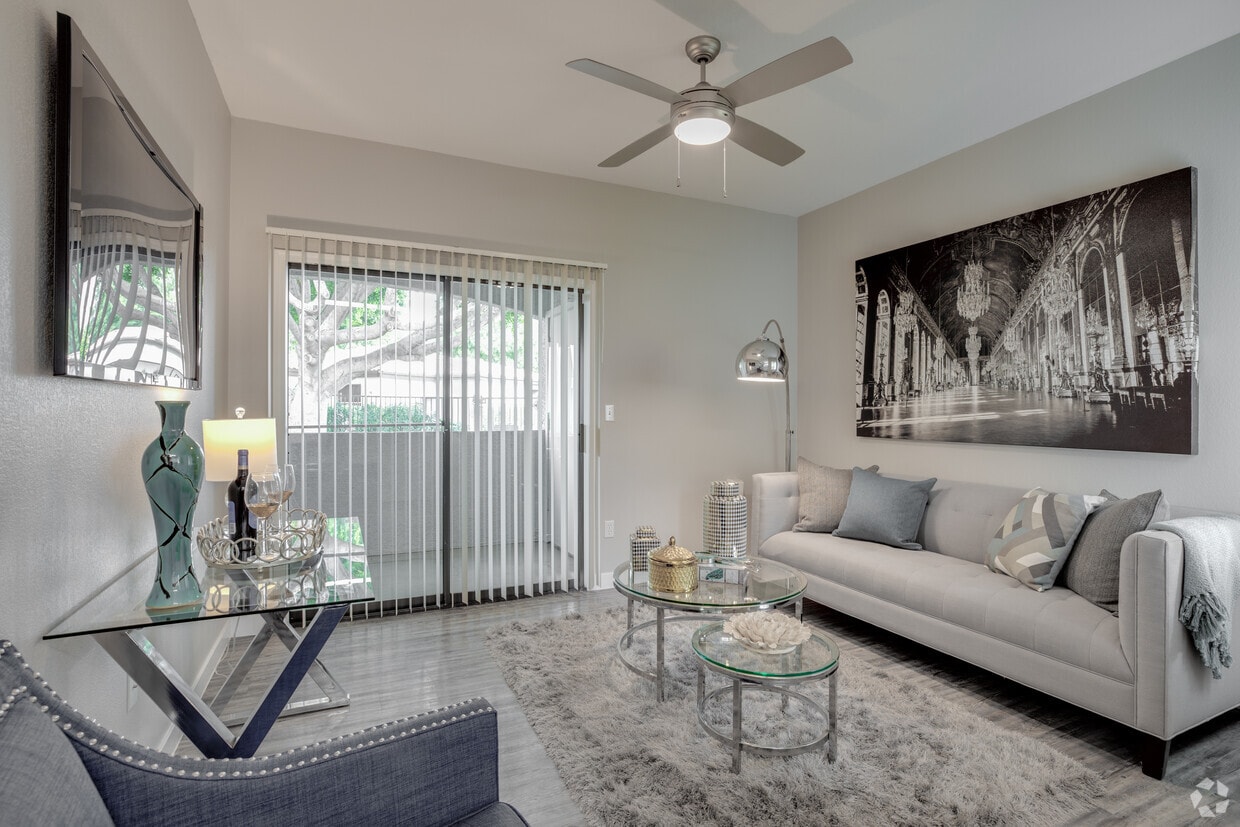 Floor Plan - 2Bd 1Bt (838sqft)