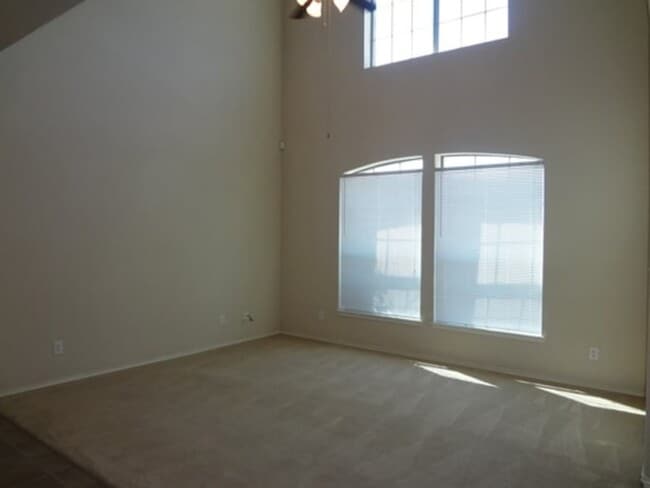 Photo - 5405 Soledad Dr