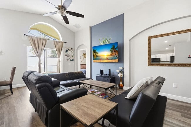 Building Photo - 4715 Cumbrian Lakes Dr Unit SI ID1579906P