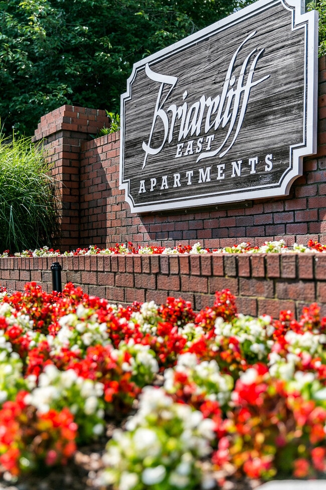 Photo - Briarcliff Apartments: Spacious Luxury Living in Central Baltimore County