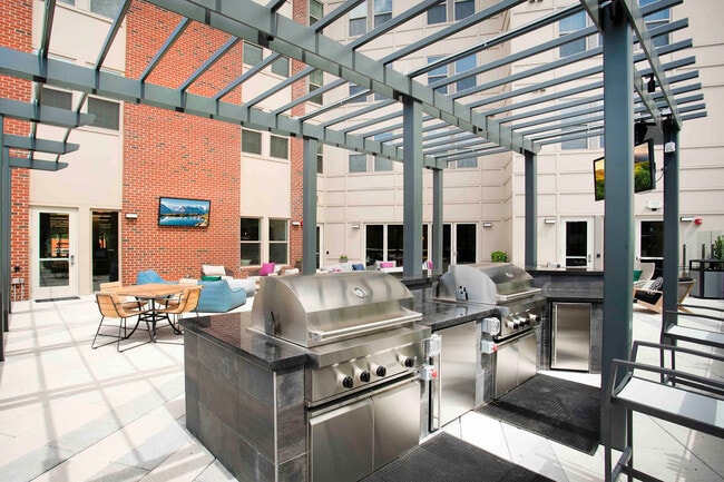 Pool Deck BBQs - The Alloy