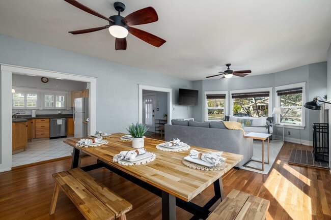 Photo - 1716 30th St Unit ID1024457P