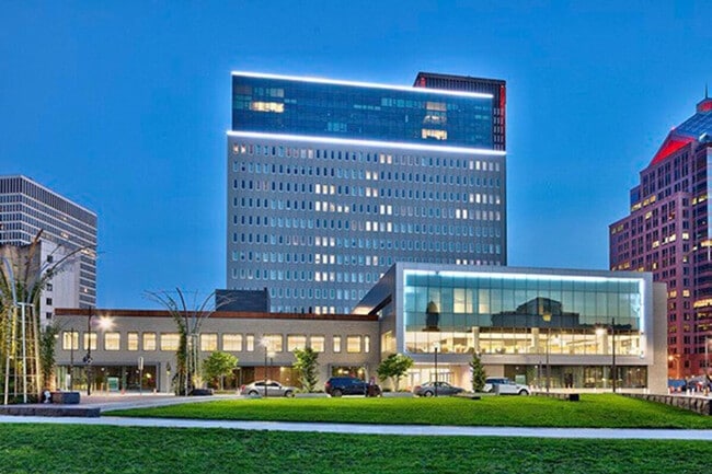 Photo - 280 E Broad St Unit ID1237044P