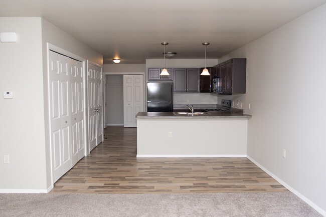 Photo - Edgewood Apartments