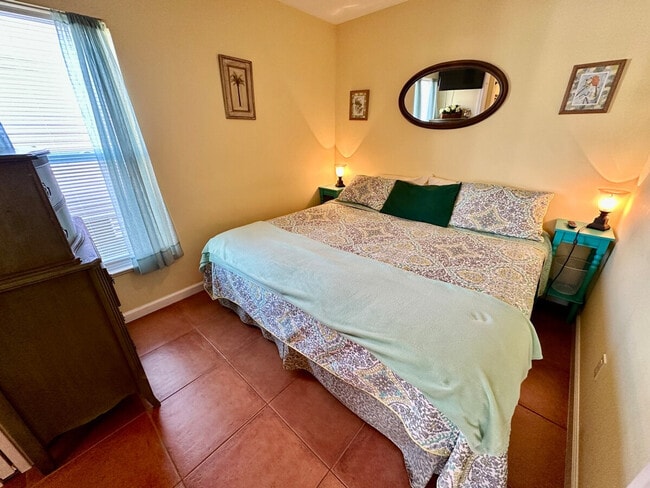 Building Photo - 40 Nettles Blvd Unit SI ID1537503P