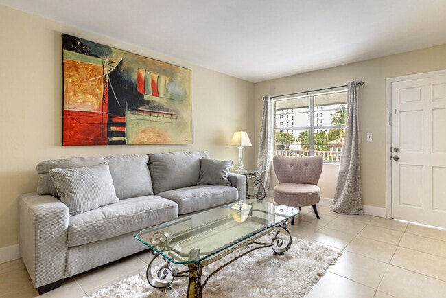 Photo - 1450 N Riverside Dr Unit SI FL2-ID1580602P