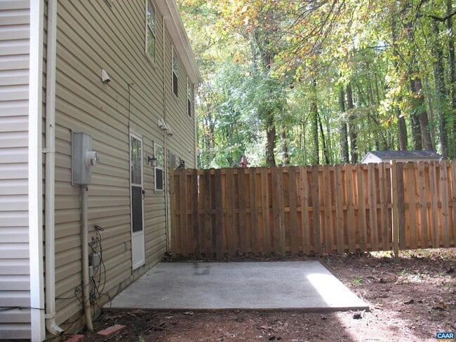 Photo - 270 Albert Ct