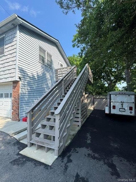 Photo - 49 Madison St