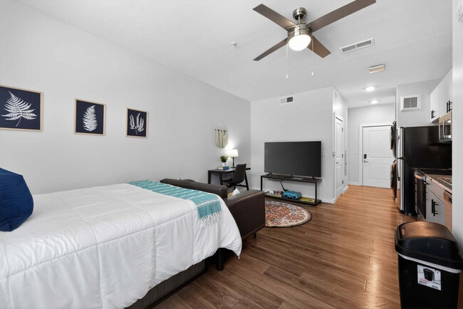 Photo - 1001 Marshall Ave Unit SI FL1-ID1523765P