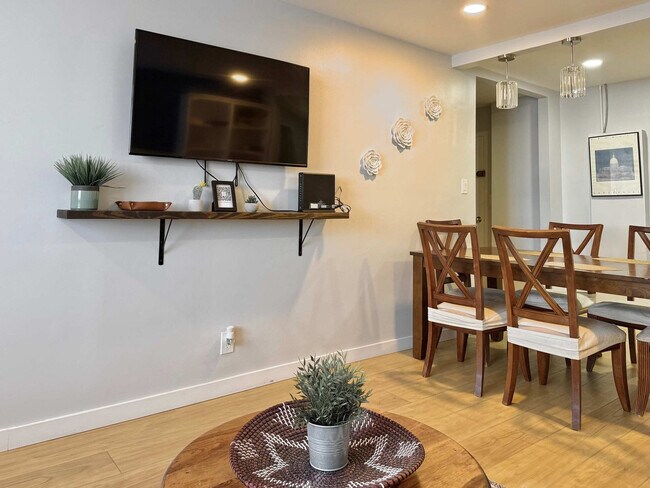 Photo - 215 Piedmont Ave NE Unit ID1299359P