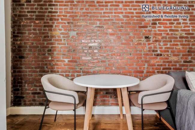 Photo - 20 Prince St Unit SI FL3-ID1465