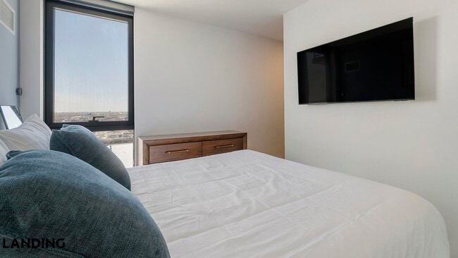 Photo - 513 S Damen Ave Unit 1205