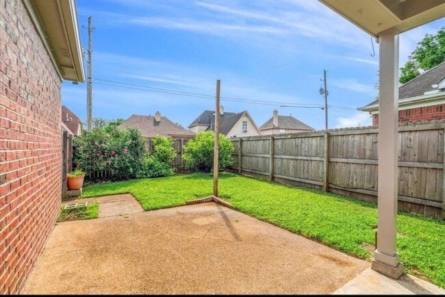 Photo - 772 Breeze Way