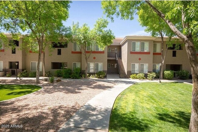 Building Photo - 17447 Ave of the Arts Unit 2