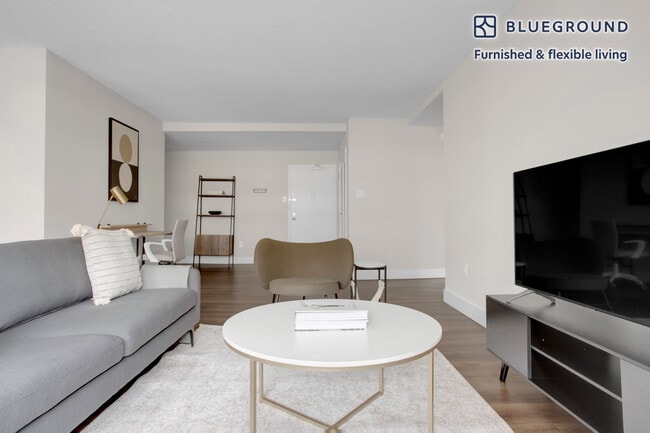 Photo - 1515 Richmond Hwy Unit FL12-ID445