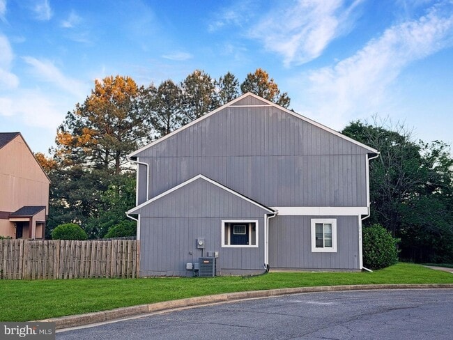 Photo - 12053 Hallandale Terrace