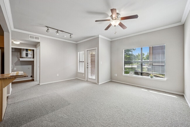 Photo - The Residences Of Holland Lake