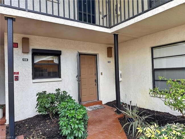 Building Photo - 1701 Courtyard Way