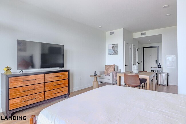 Photo - 632 Howard Rd SE Unit 739