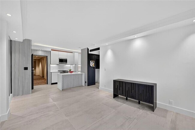 Photo - 2285 Peachtree Rd NE Unit 706