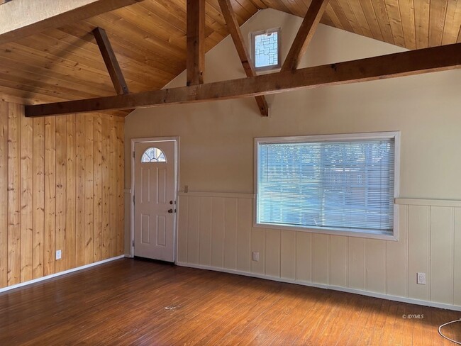 Photo - 52740 Pine Cove Rd