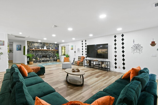 Photo - 13014 46th Ct N Unit ID1326861P